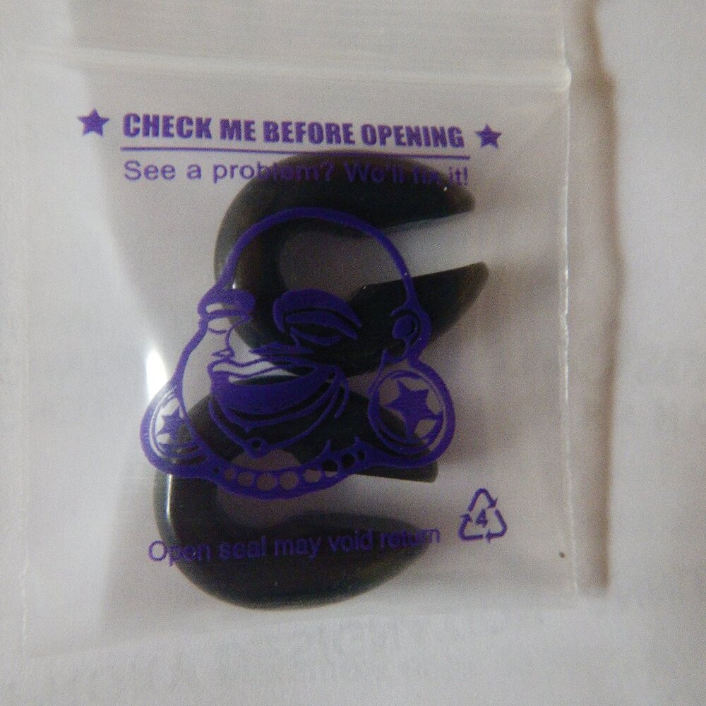 black obsidian keyholes/gauges - Picture 2 of 2